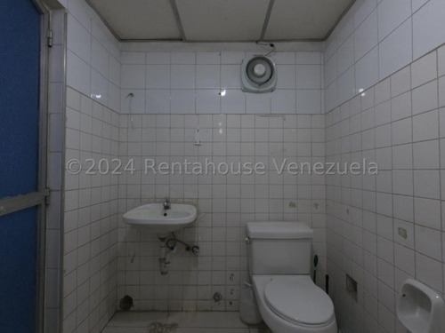 Milagros Inmuebles Edificio Venta Barquisimeto Lara Zona Centro Economica Residencial Economico Comercial Código Inmobiliaria Rent-a-house 25-3591