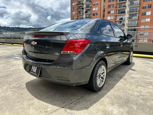 Chevrolet Onix 1.4 L.T Sedan Mecanico