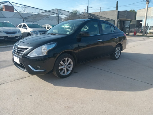 Nissan Versa 1.6 Advance At