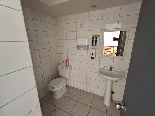 2 Dormitorio 2 Baños / A Pasos De 2 Estaciones Del Metro.