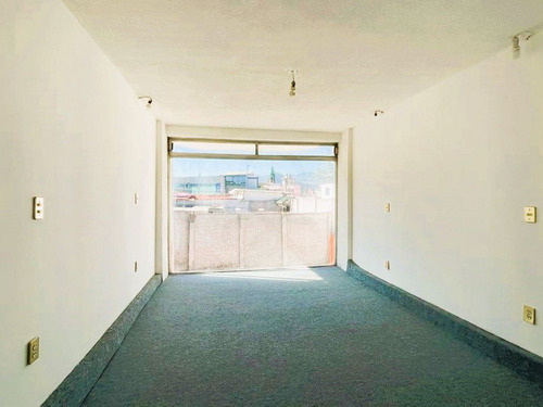 Casa En Venta En San Lorenzo La Cebada 4 Recámaras