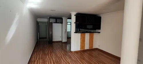 Apartamento En Barrio Los Colores