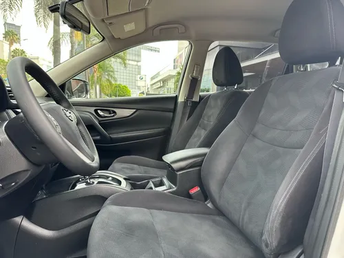 Nissan X-Trail 2.5 Sense 2 Row Cvt