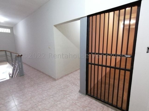 Imagen 25 de 30 de Local Comercial En Alquiler Nueva Segovia, 140metros2, Excelente Ubicación.dos Baños. Contacto 0424-5620928 Flex 22-22274
