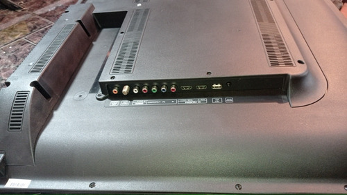 Imagen 9 de 10 de Televisor Rca 42 Led42c45rq Nuevo Pantalla Partida
