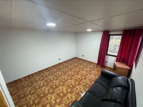 Casa En Venta De 3 Dorm. En Isla De Maipo