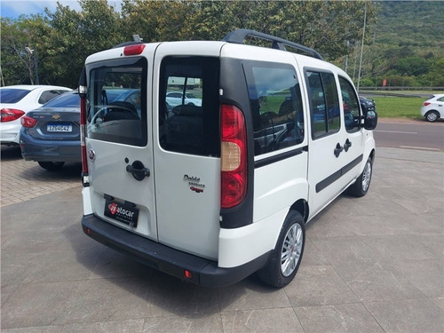 Imagem 8 de 12 de Fiat Doblo 1.8 Mpi Essence 7l 16v Flex 4p Manual