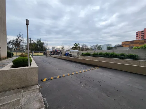 Departamento En Arriendo De 2 Dorm. En San Miguel