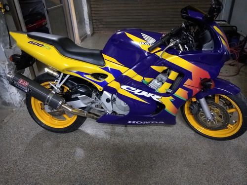 Vendo Honda Cbr 600 F3 1997. Titular. Muy Buen Estado.