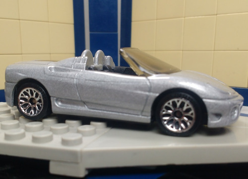 Priviet Exotic Ferrari 360 Spider Plata Matchbox Hw