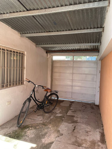 Casa En Venta En Arrecifes Con Patio