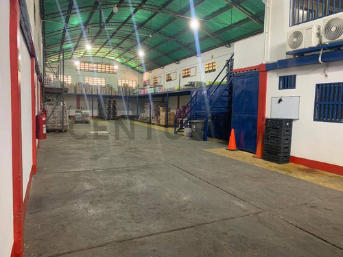 Galpon Comercial En Av. Principal Sierra Maestra, Puerto La Cruz.