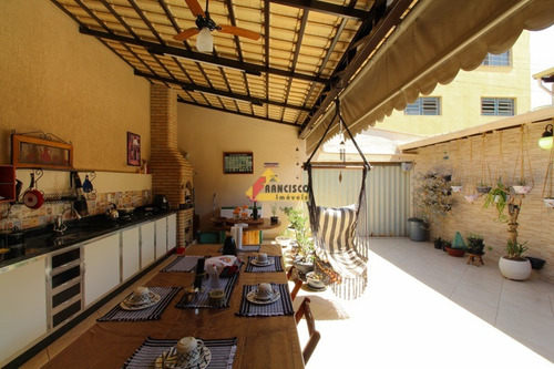 Imagem 21 de 22 de Casa À Venda, 4 Quartos, 1 Suíte, 2 Vagas, Santo Antônio - Divinópolis/mg - 33098