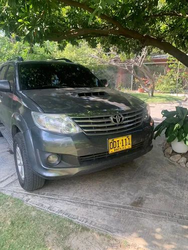 Toyota Fortuner 3.0 Sr5