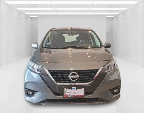 Nissan March 5p Advance L4/1.6 Aut