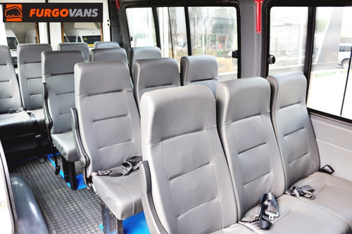 Imagem 2 de 14 de Iveco 2018 Daily 45s17 Minibus 16 Passageiros Branca (6450)