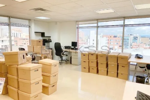 Oficina En Arriendo/venta En El Nogal. Cod A4447