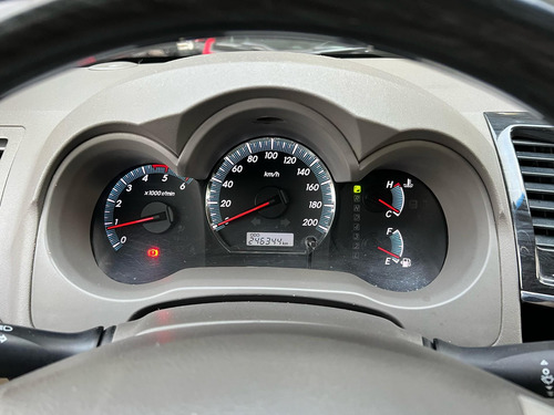 Toyota Hilux SW4 I/ SRV4X4