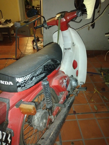 Imagen 4 de 4 de Honda C90 Original / Deluxe 1994
