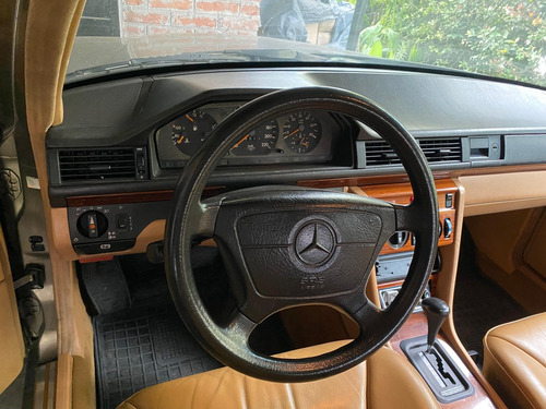 Mercedes-Benz 300 3.0 D