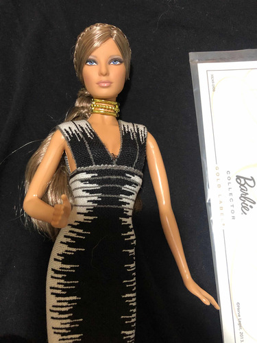 Barbie Lara Louboutin Top Módel Basics Collector Hermosa (Usado)