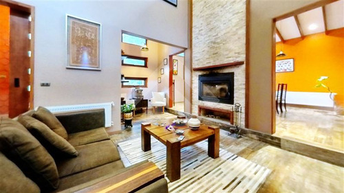 Parcela 5.000mt2 - Casa 5d 4b - 500mt2 - Puerto Varas