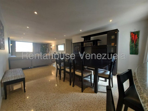 Hermoso Apartamento En Alquiler. Urb. Altamira.