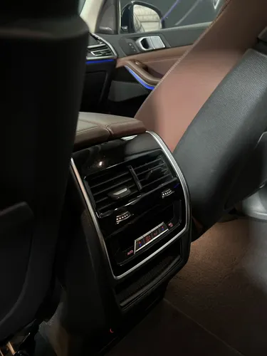 BMW X7 3.0 Xdrive 40i Pure Excelence