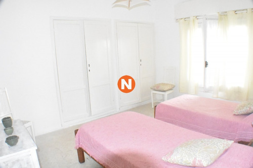 Casa En Venta Zona Faro , Punta Del Este, 4 Dormitorios.- Ref: 208850