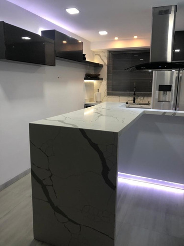 Imagen 11 de 23 de Se Vende Apartamento En El Cigarral Dv Mls #22-25169