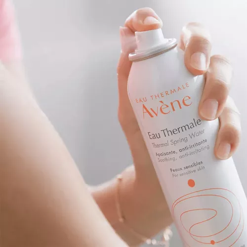 Agua Spray Agua Termal Avène para todo tipo de piel de 150mL