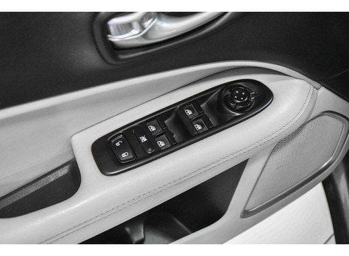 Jeep Compass 2.0 16V FLEX LONGITUDE AUTOMÁTICO