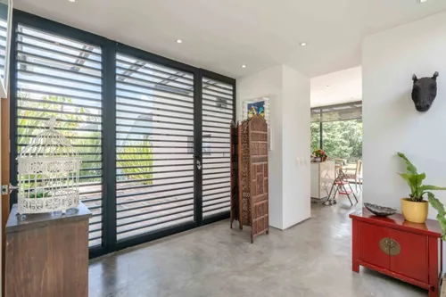 Casa En Venta En Canelon. Cod V5883