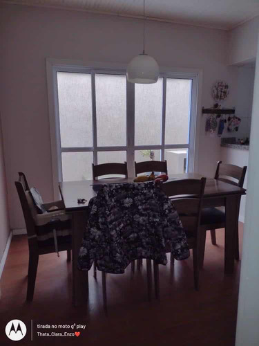 Casa Térrea Reformada Com Closet, Suite, Dois Dormitórios