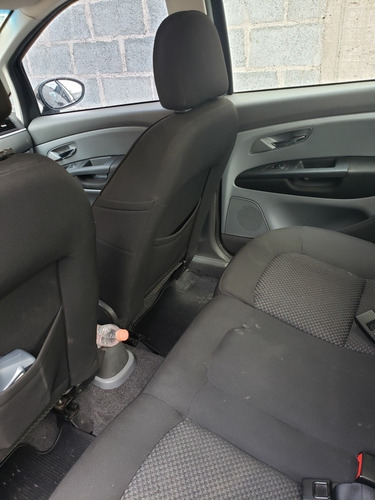 Fiat Linea 2014 1.8 16v Essence Flex Dualogic 4p