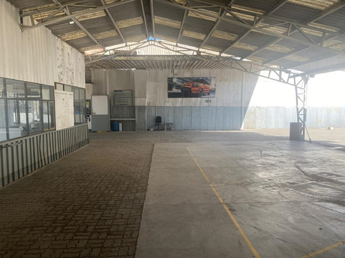 Gran Local Comercial En Arriendo Recoleta, Ideal Automotora