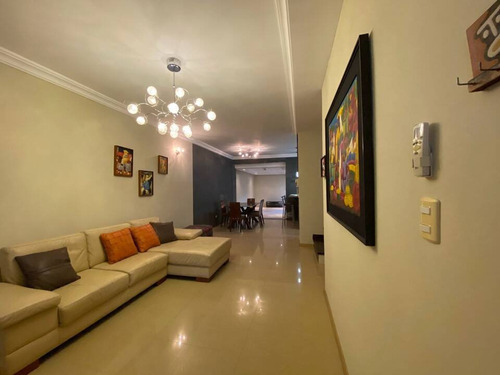 Imagen 3 de 17 de Townhouse Amoblado En Venta, Planta 100% Y Pozo A65579