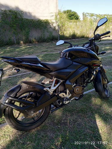 Bajaj Rouser Ns 200