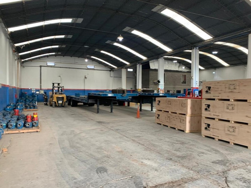 Imagen 15 de 29 de Alquilo Galpón 1200 M2 - Predio 3000 M2 - Oficinas 300 M2 -