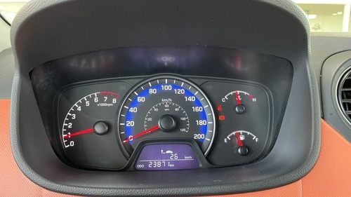 Imagen 13 de 15 de Hyundai Grand I10 2018 1.3 Gl Mid Mt