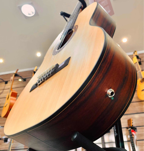 Imagem 3 de 7 de Violão Rozini Studio Clássico Eletroacústico Rx210 Nylon