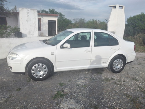 Volkswagen Jetta 2.0 Gli Mt