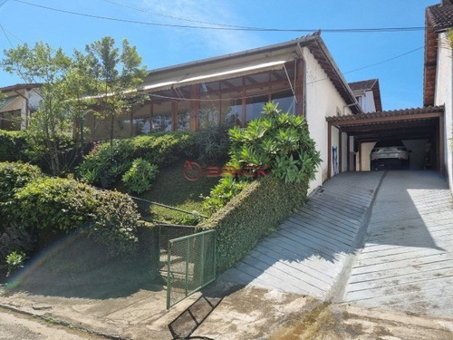 Imagem 1 de 30 de Casa Com 3 Dormitórios, 135 M², R$ 850.000 - Comary - Teresópolis/rj. - Ca01879 - 70141655