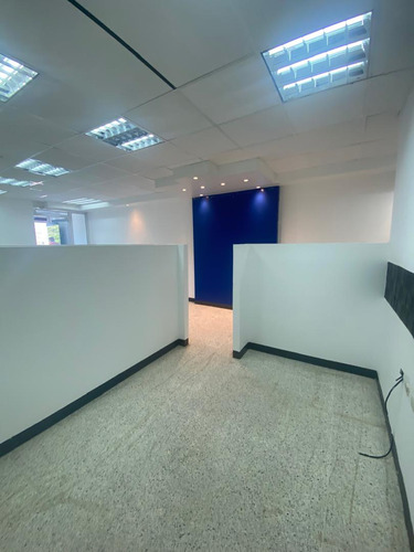 Alquiler Oficina / Intercomunal Maracay / Turmero / Pa7161