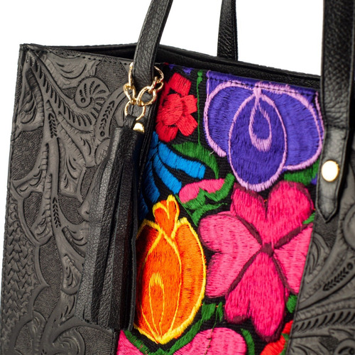 Imagen 6 de 7 de Bolsa De Piel Con Telar Artesanal Y Asa Ajustable Bolso Dama