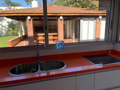 Casa En Venta, Pinares, Punta Del Este- Ref: 736