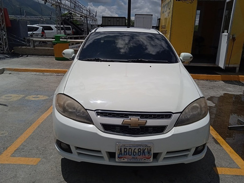 Imagen 2 de 12 de Chevrolet Optra