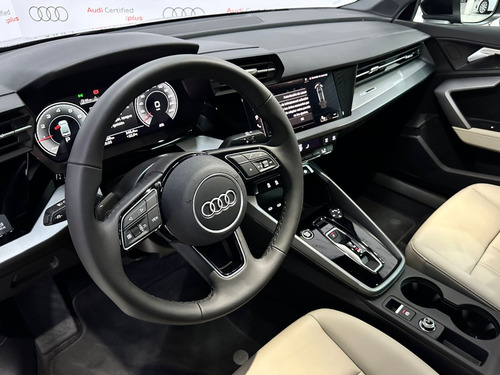 Audi A3 2.0 Sedán 40tfsi Select At Dsg