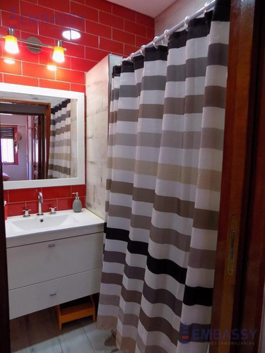 Casa Única De 4 Amb Con Galpon De 100 M2 Excelente Zona Martinez!!