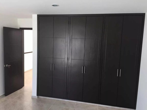Imagen 13 de 14 de Se Vende Preciosa Residencia En Zibatá, 4 Recamaras, Una En